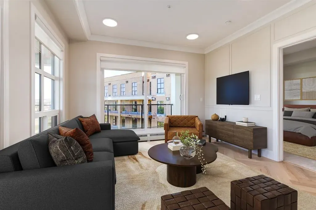 4270 Norford Avenue NW, #2103