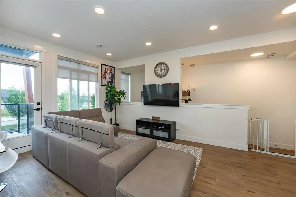 4673 Seton Drive SE
