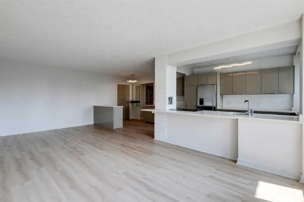 3316 Rideau Place SW, #408
