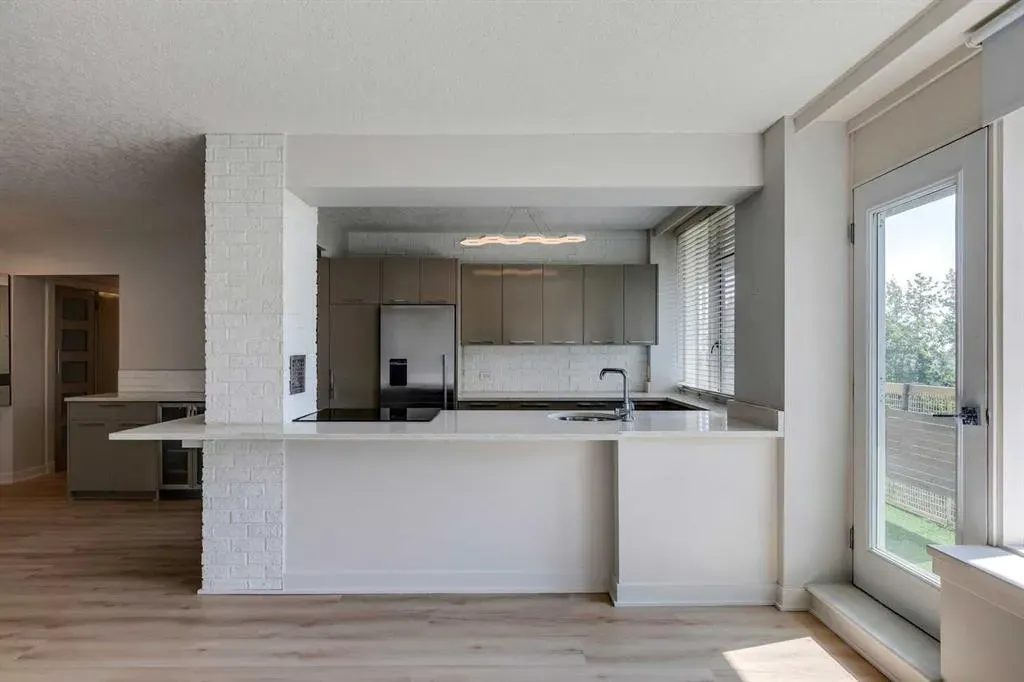 3316 Rideau Place SW, #408