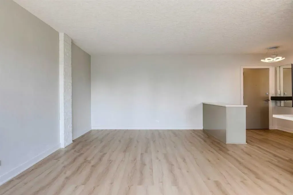 3316 Rideau Place SW, #408