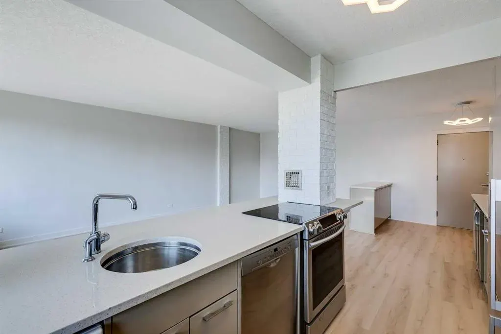 3316 Rideau Place SW, #408