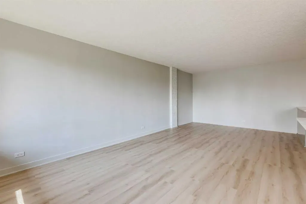 3316 Rideau Place SW, #408