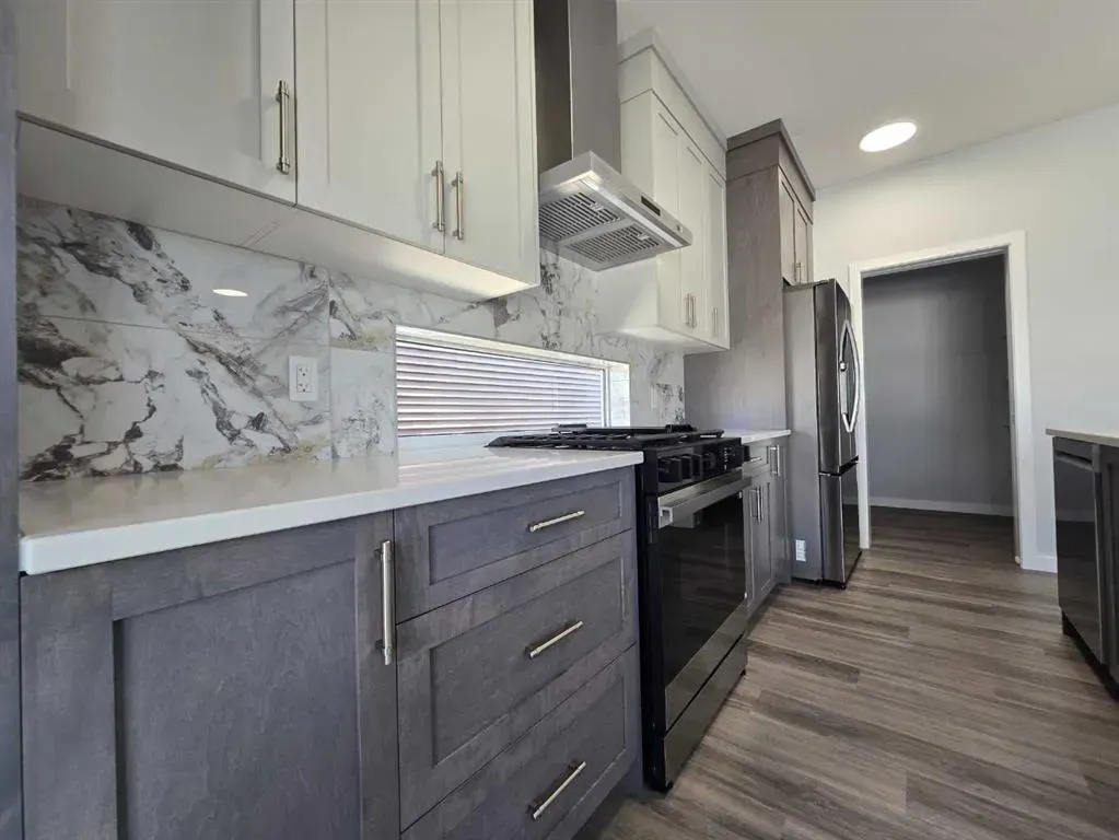 512 Baywater Manor SW