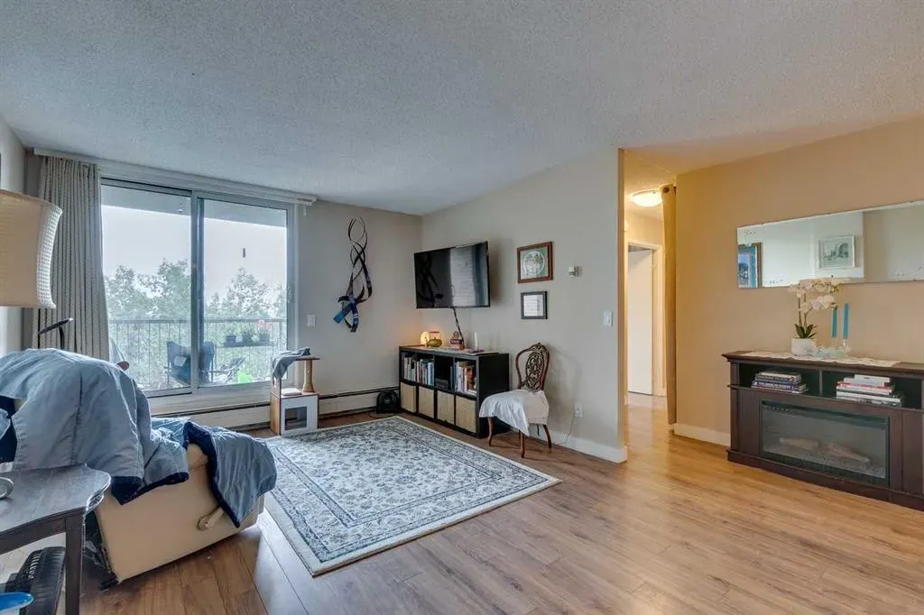 4944 Dalton Drive NW, #708