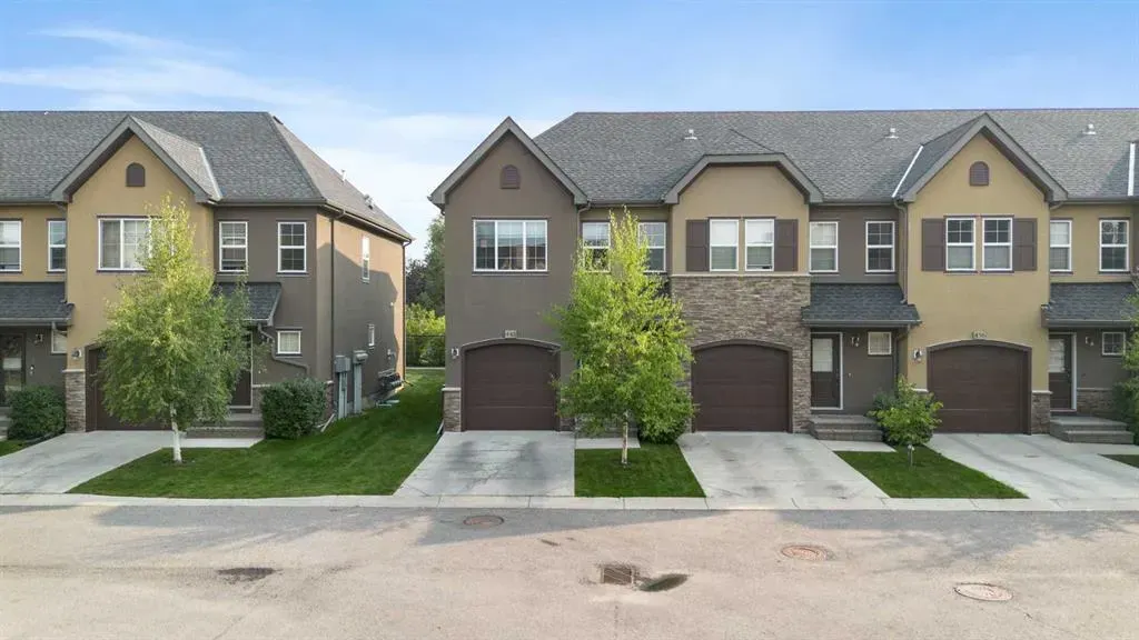 448 Quarry Villas SE
