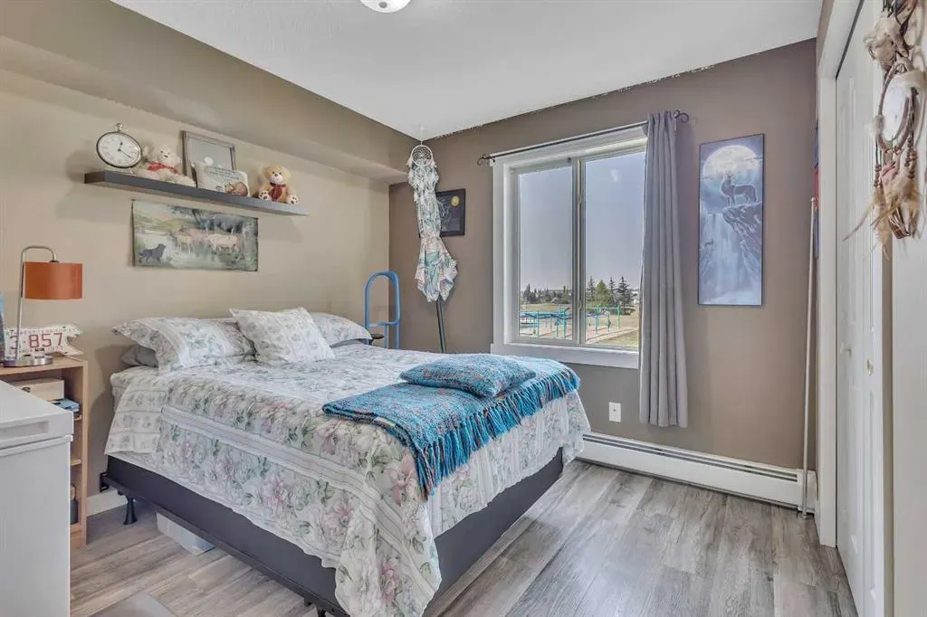 60 Lawford Avenue, #205