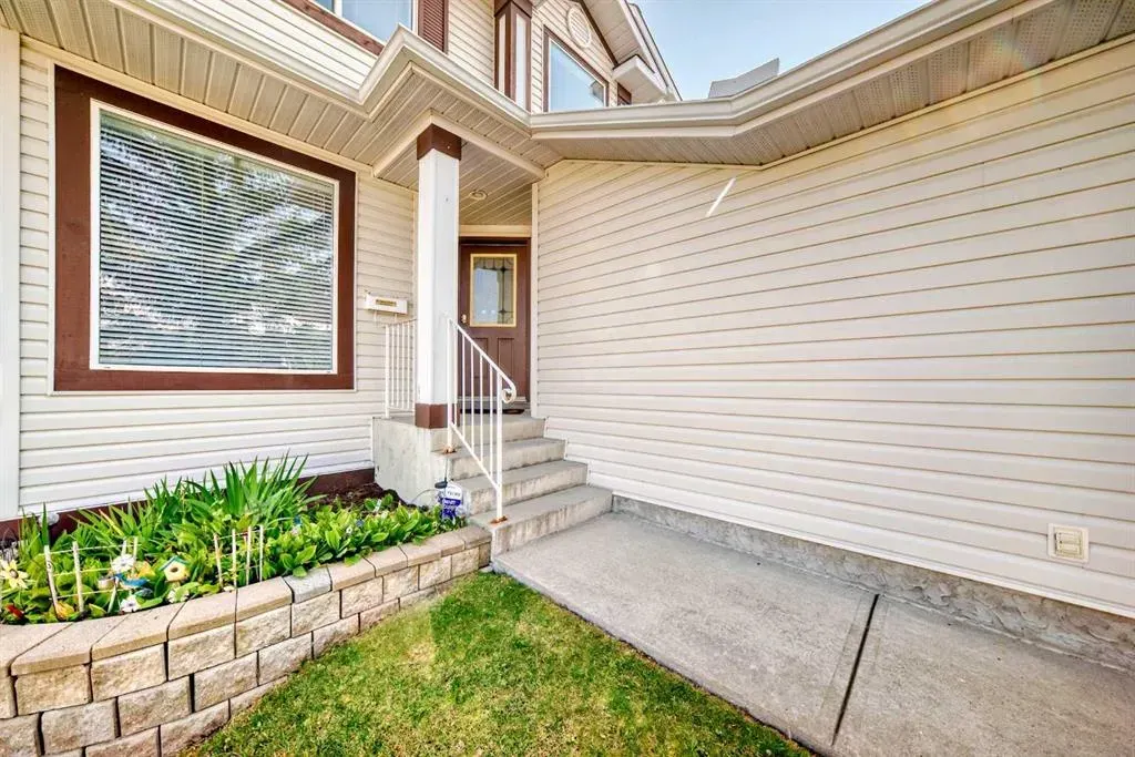 170 Shawbrooke Green SW
