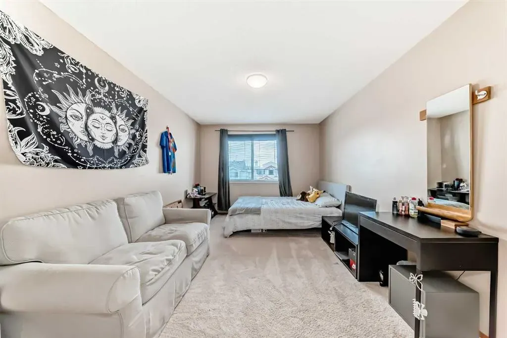 170 Shawbrooke Green SW