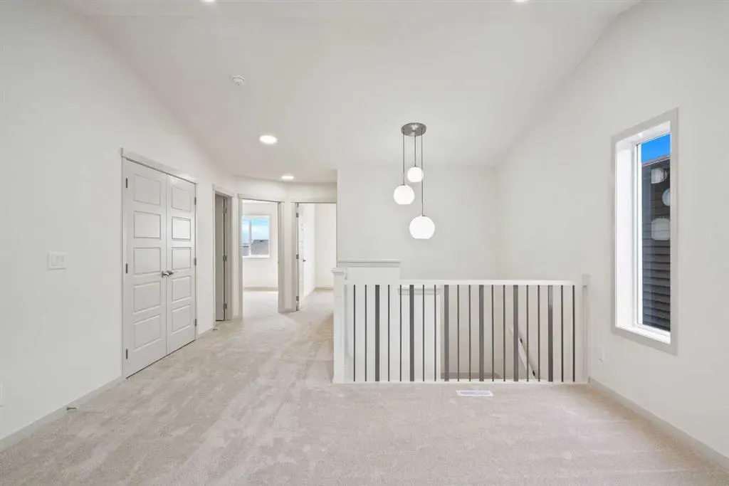 31 Lucas Passage NW