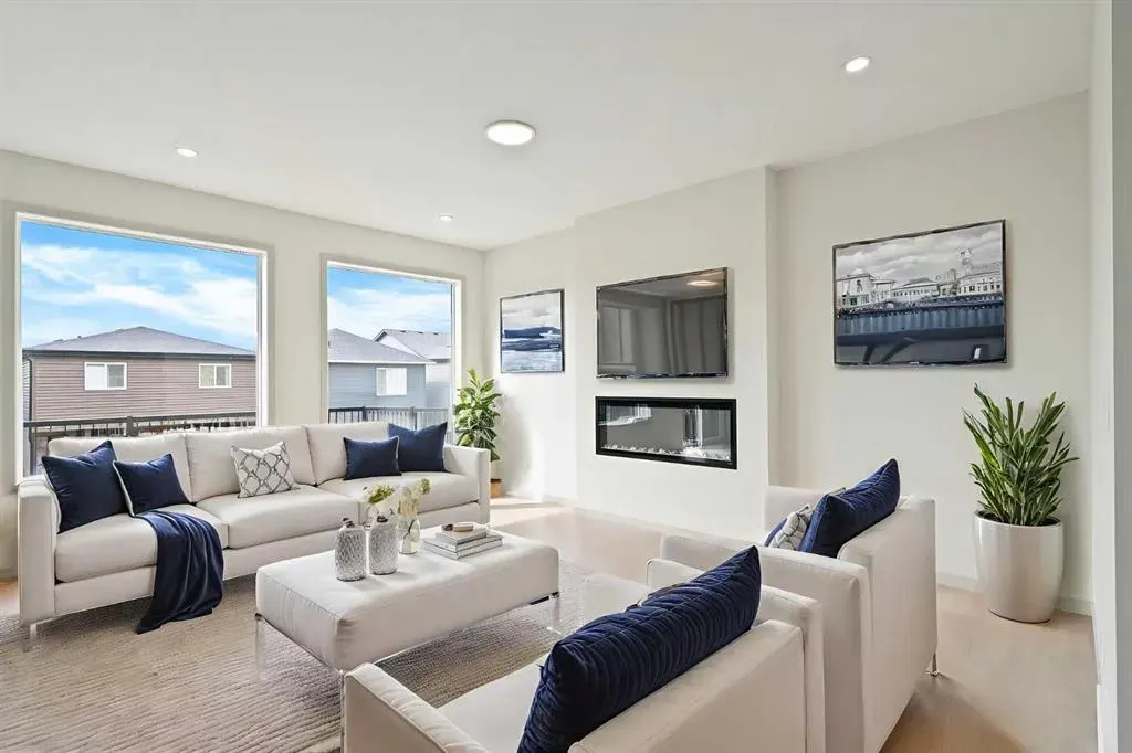 31 Lucas Passage NW