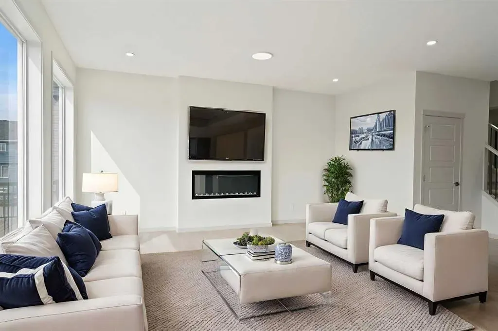 31 Lucas Passage NW