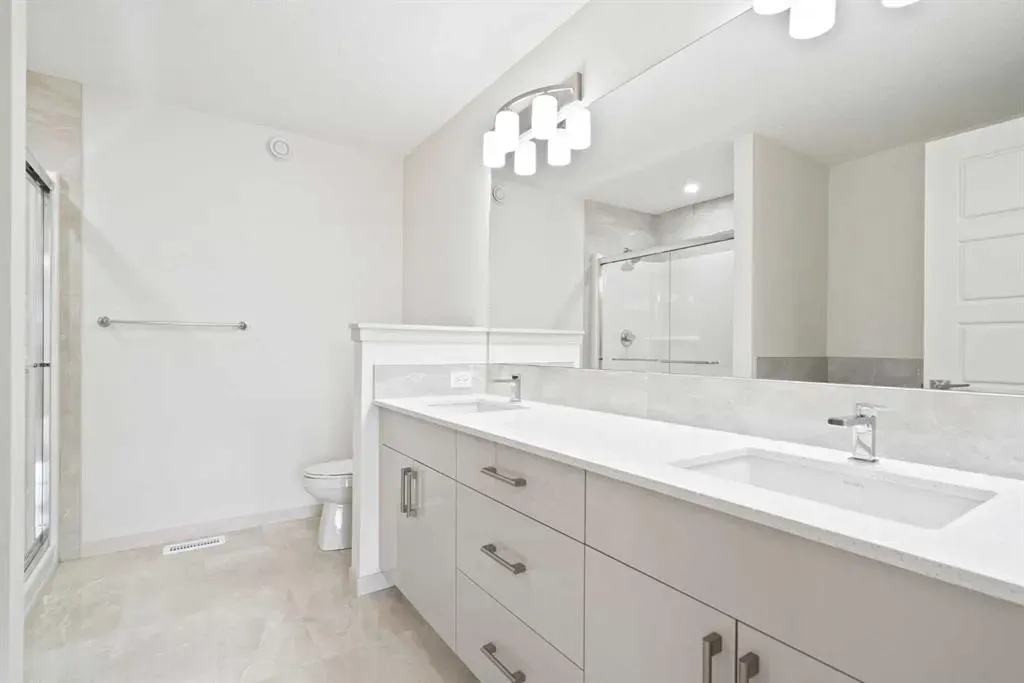 31 Lucas Passage NW