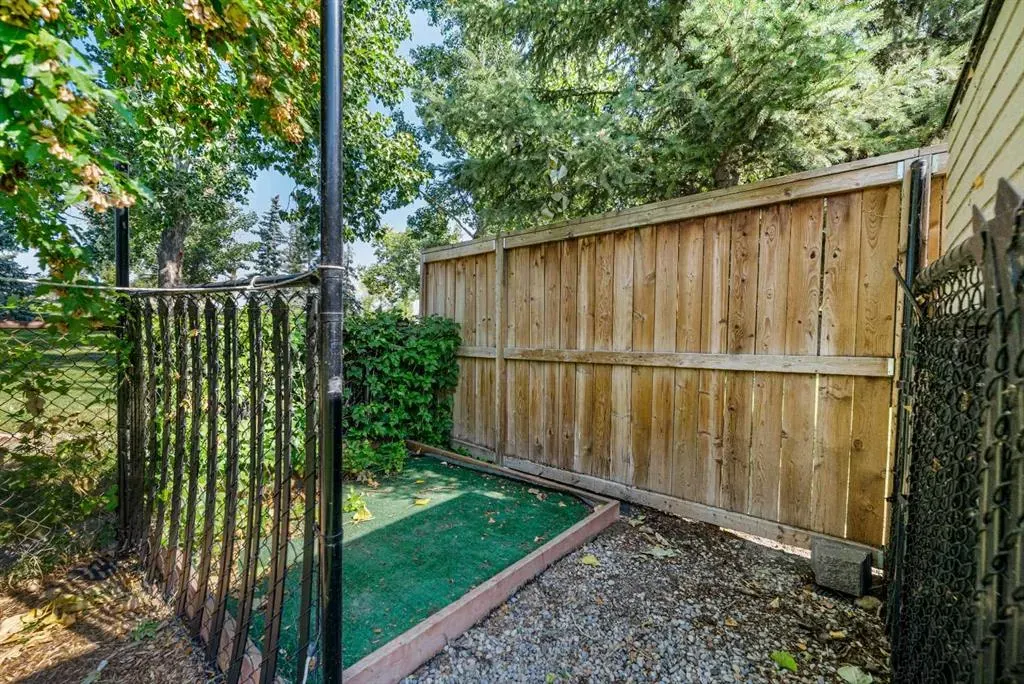 14 Douglasbank Drive SE
