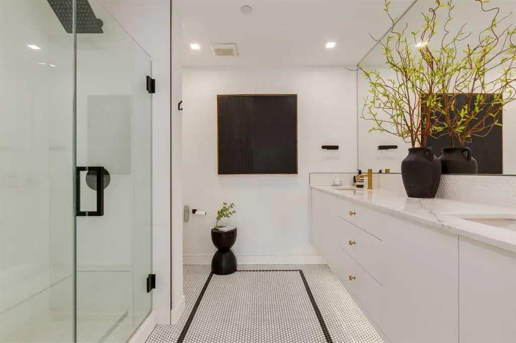 8445 Broadcast Avenue SW, #110