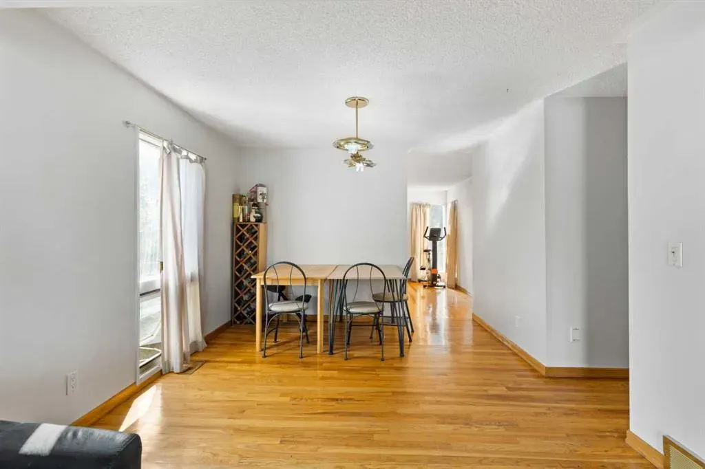 89 Edgedale Drive NW