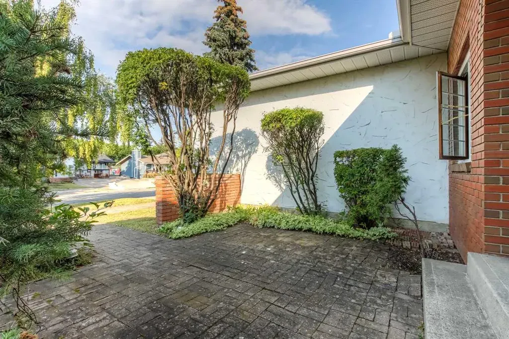 22 Varwood Place NW