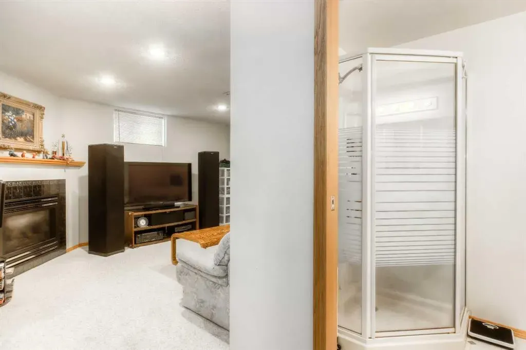 22 Varwood Place NW