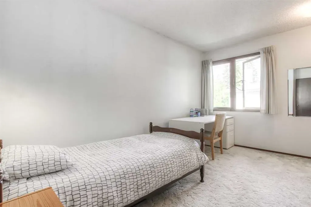 22 Varwood Place NW