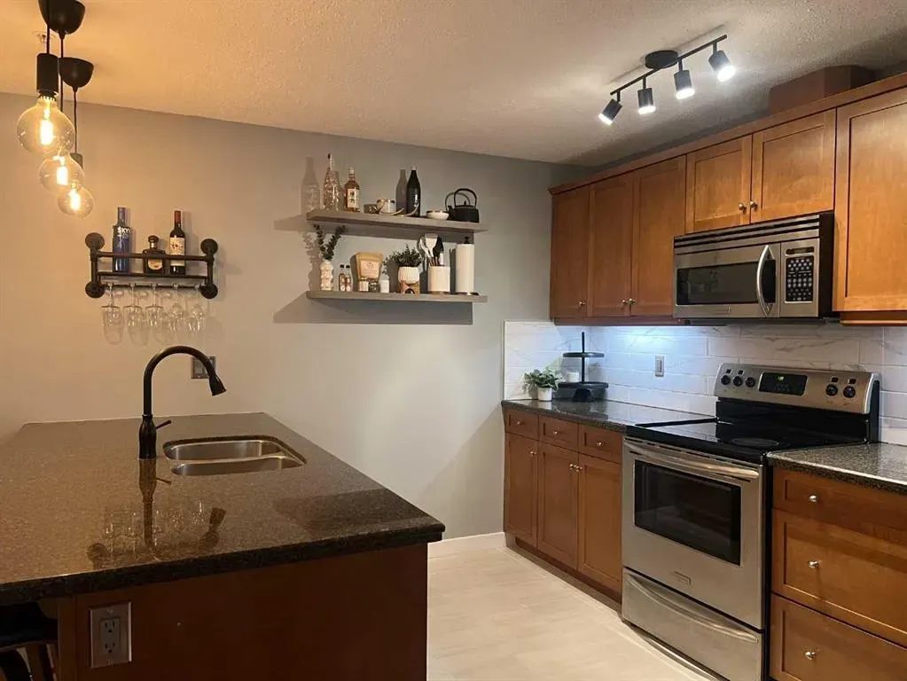 150 Crossbow Place, #109