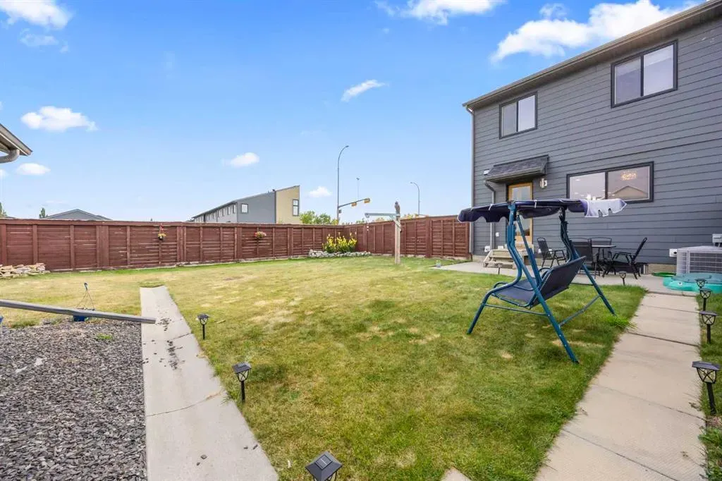 180 Walden Gate SE