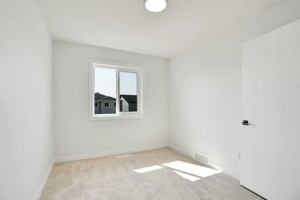 21 Cornerbrook Lane NE