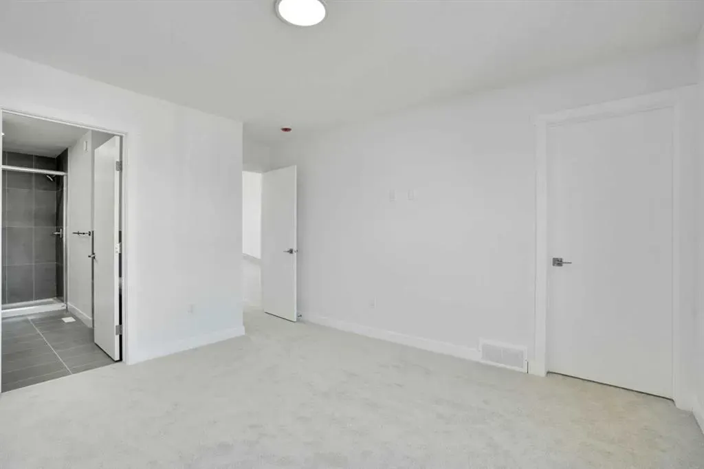 21 Cornerbrook Lane NE