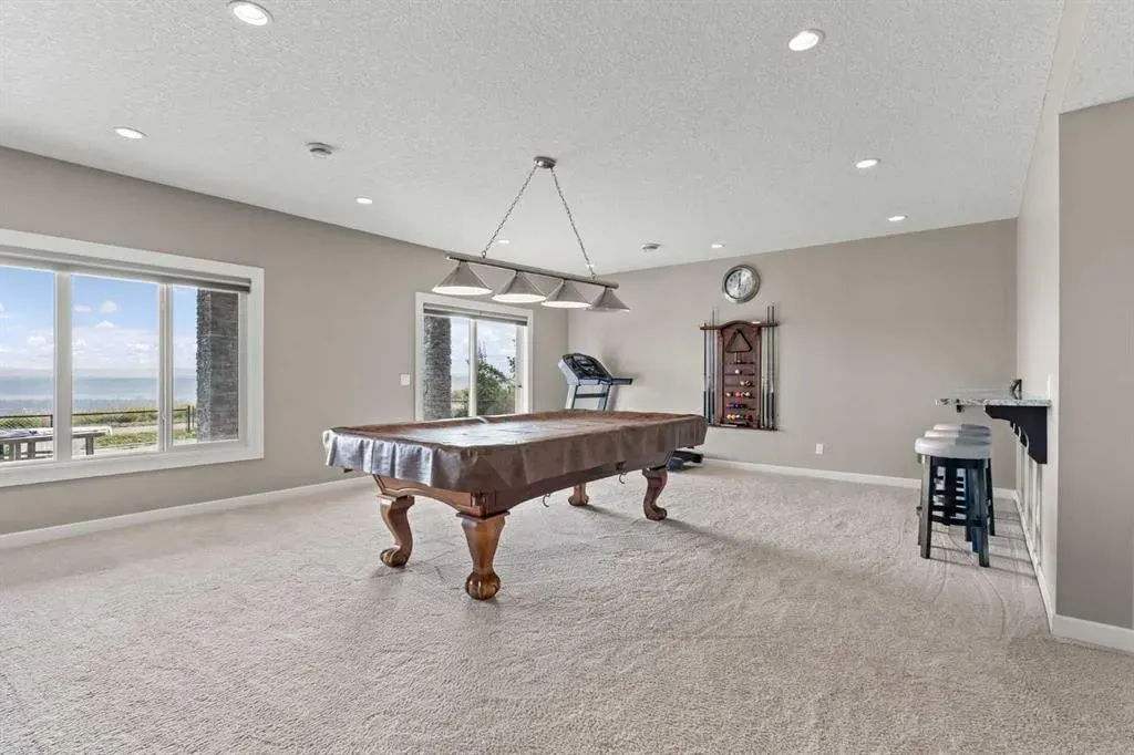 92 Cranarch Heights SE