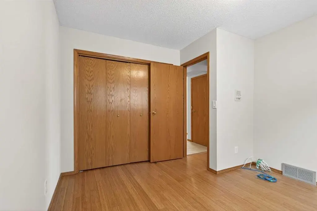 23 Edgepark Way NW