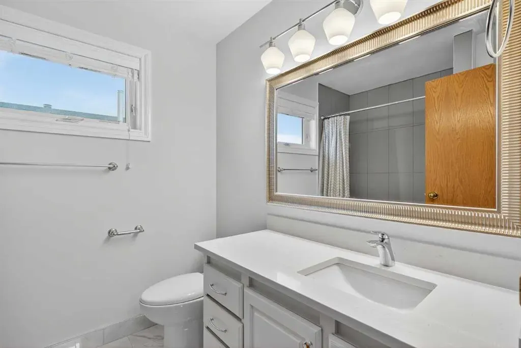 23 Edgepark Way NW