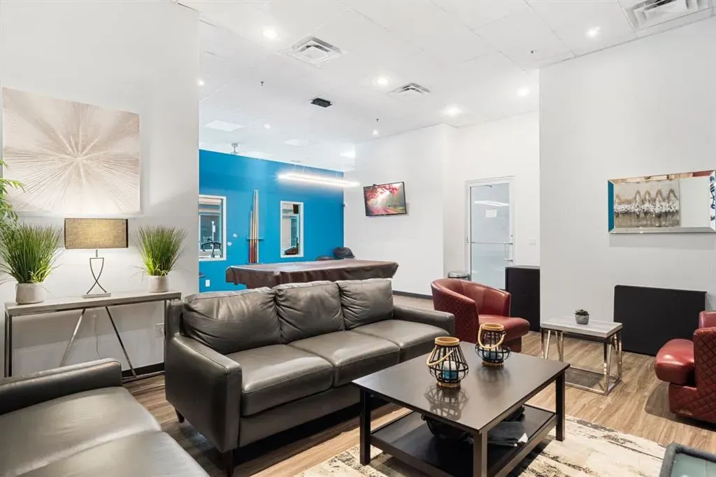 836 15 Avenue SW, #205