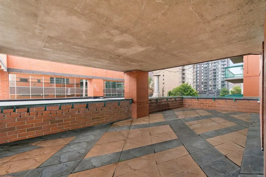 836 15 Avenue SW, #205