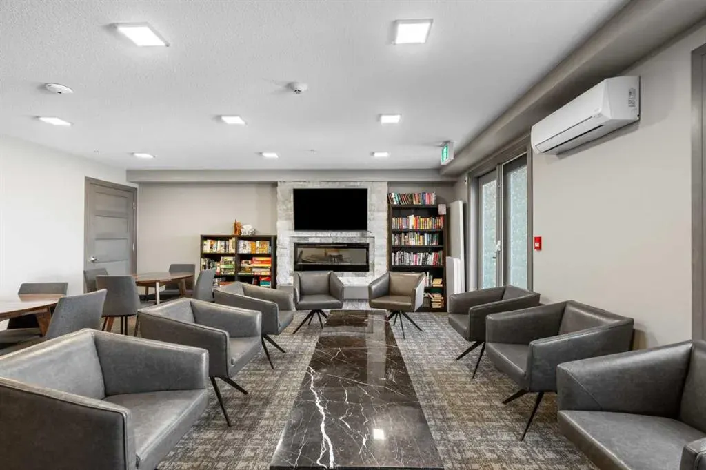 10 Market Boulevard SE, #2105