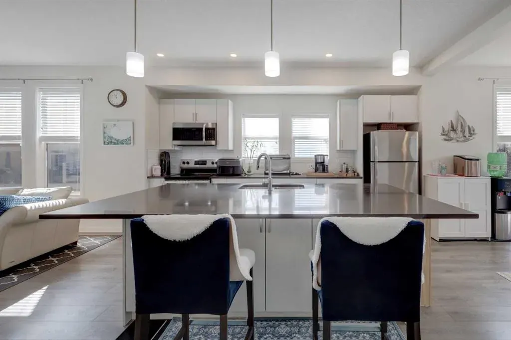 113 South Point Court SW