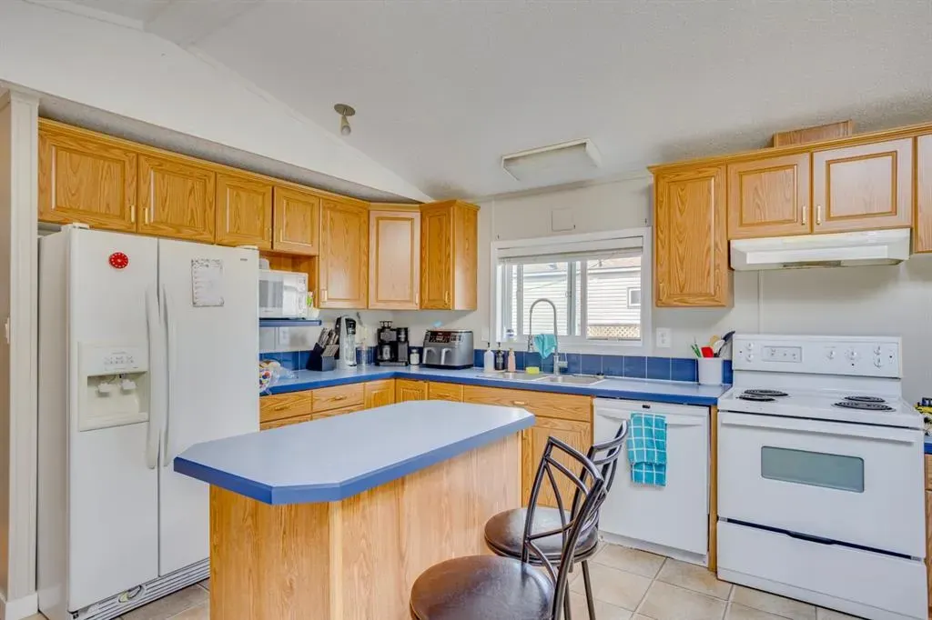 244 cokerill Crescent