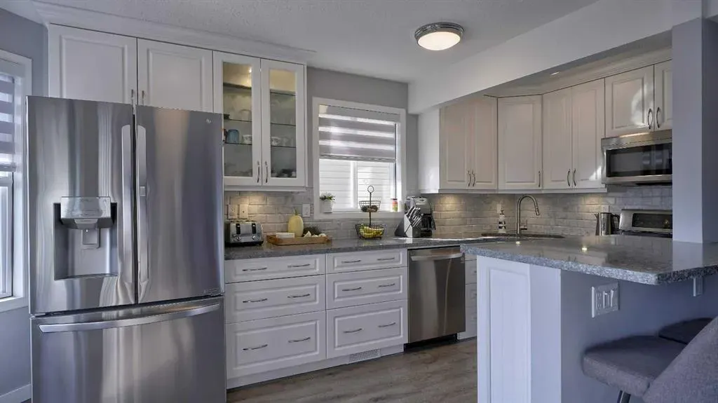 567 Edmonton Trail NE, #9