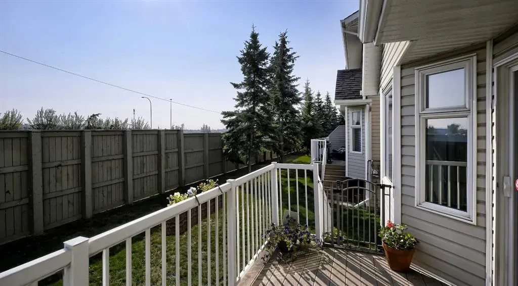 567 Edmonton Trail NE, #9