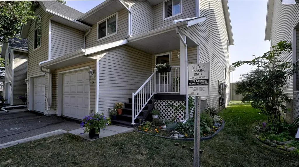 567 Edmonton Trail NE, #9