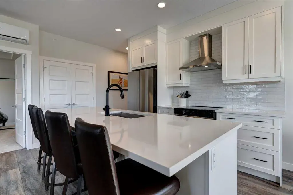 125 Wolf Hollow Crescent SE, #405