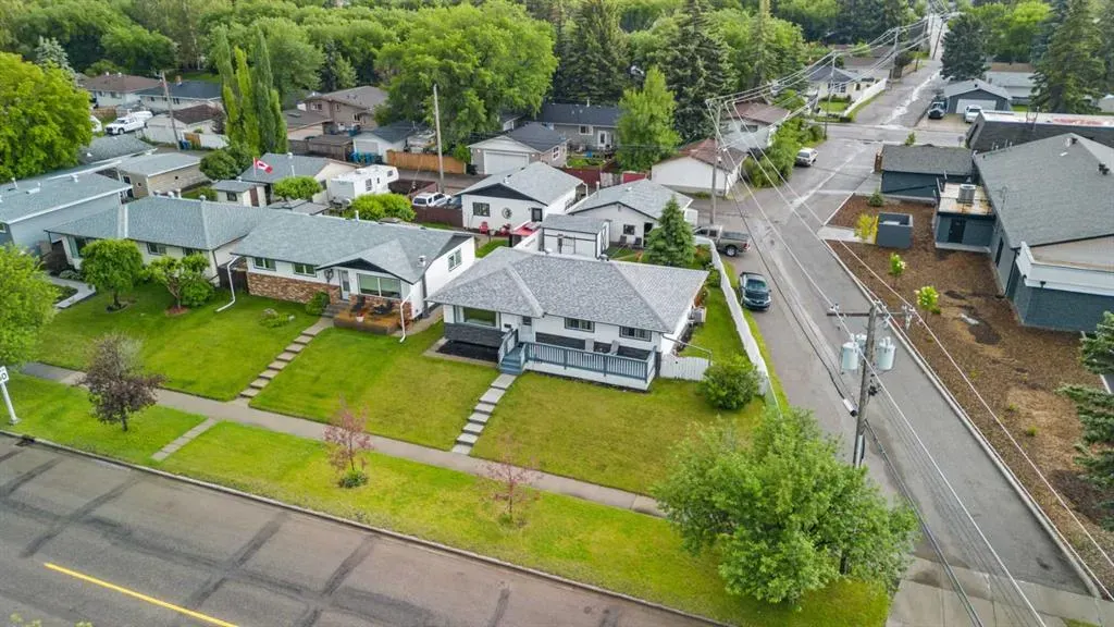 249 Acadia Drive SE