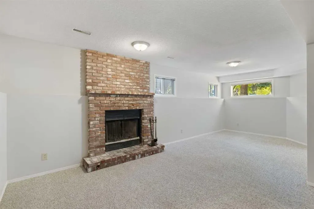 28 Millrise Close SW
