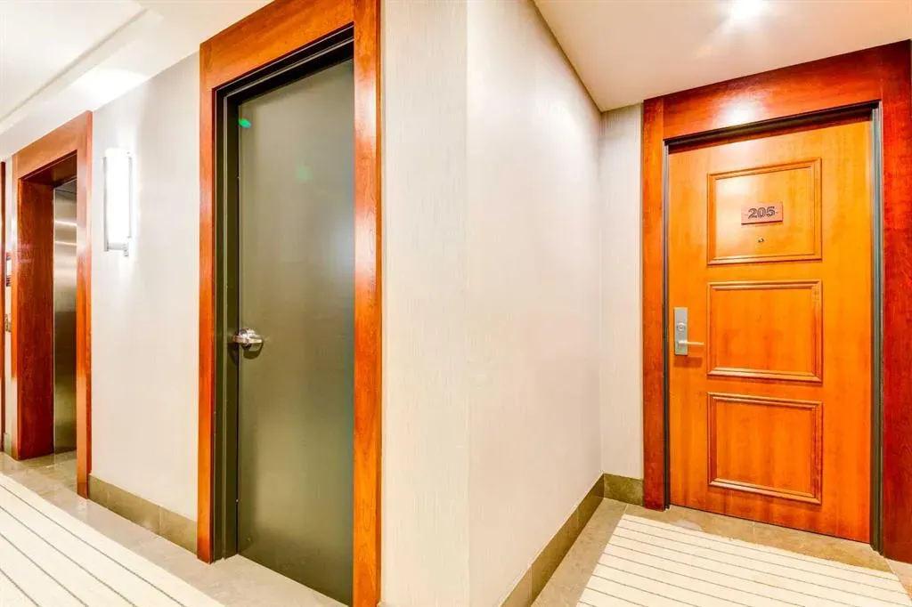 701 3 Avenue SW, #205