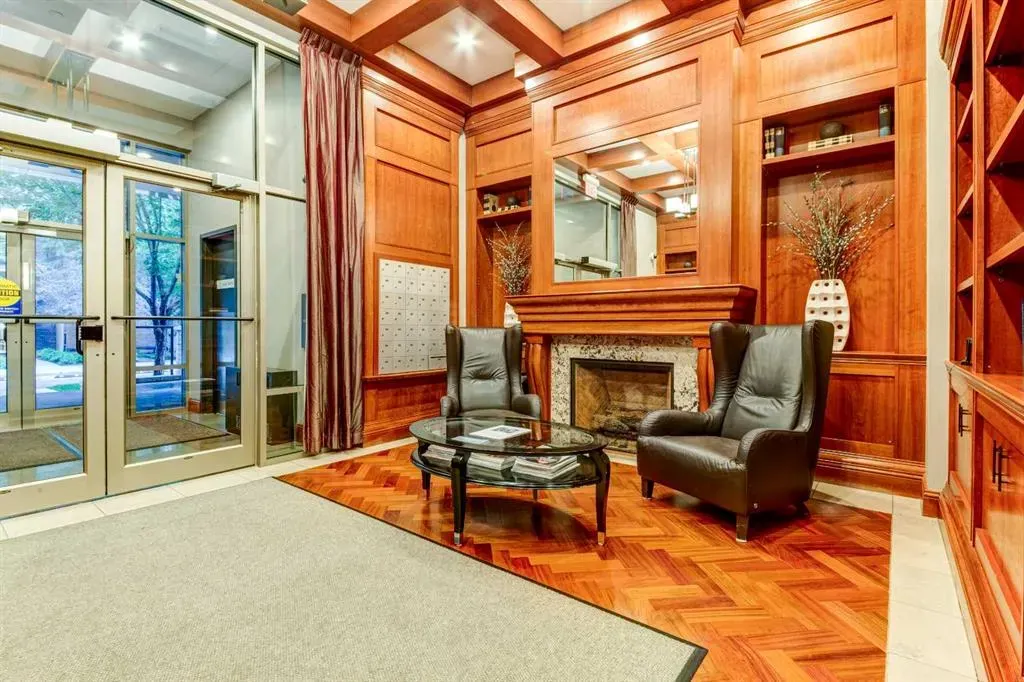 701 3 Avenue SW, #205