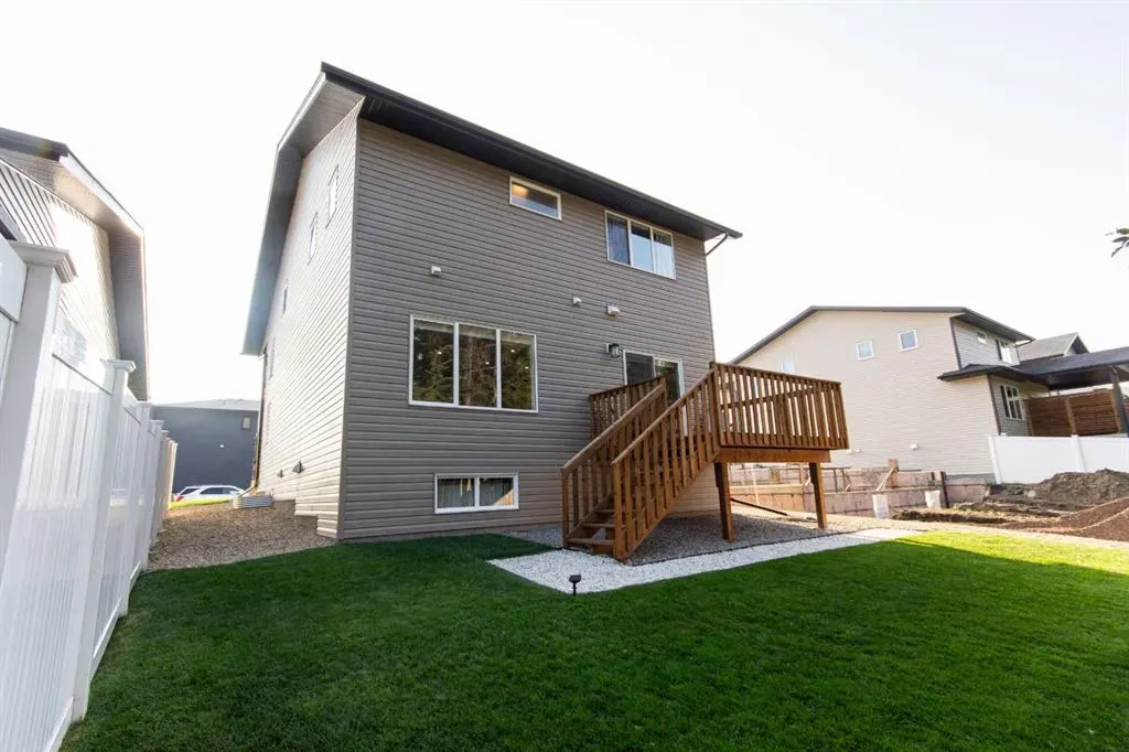 165 Thompson Crescent