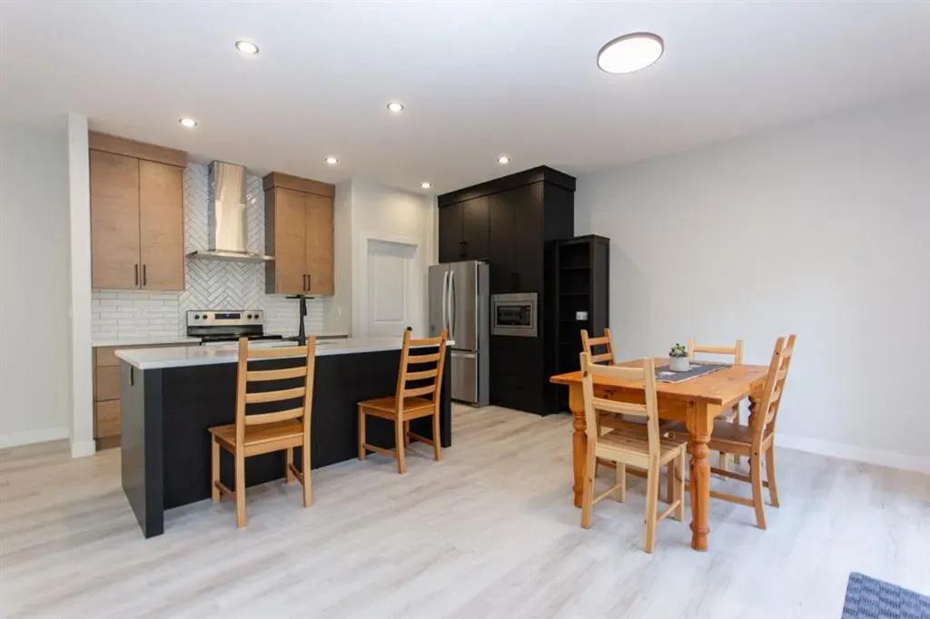 165 Thompson Crescent