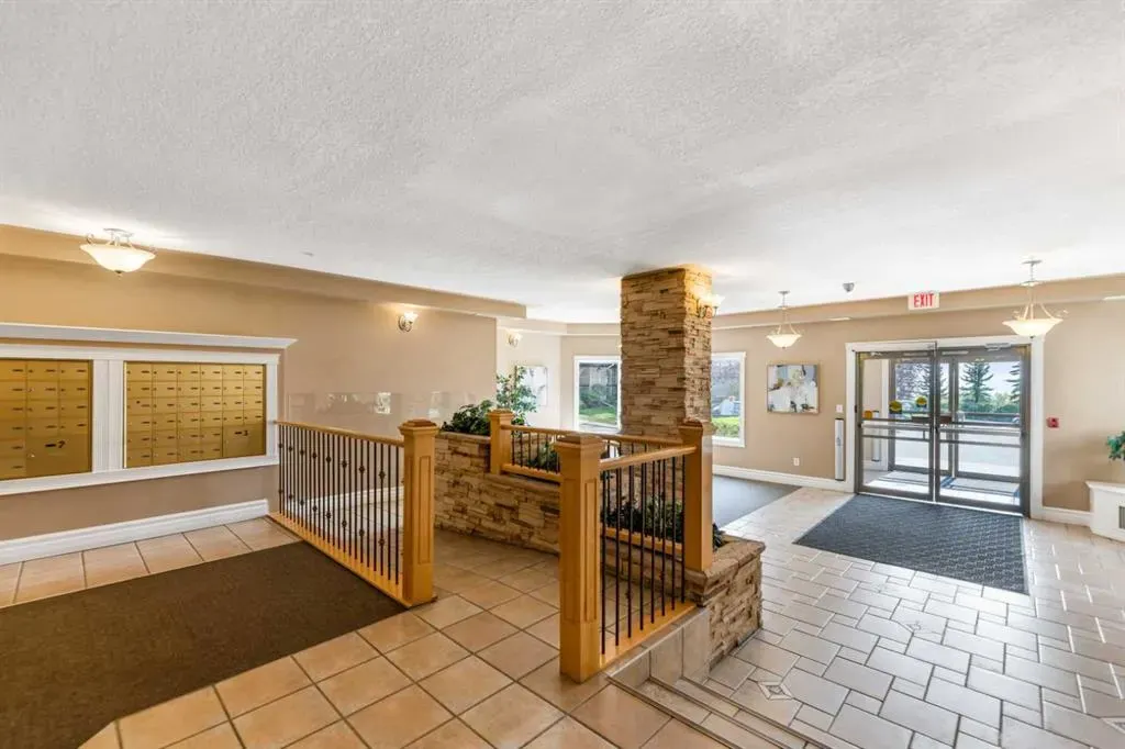 345 Rocky Vista Park NW, #119