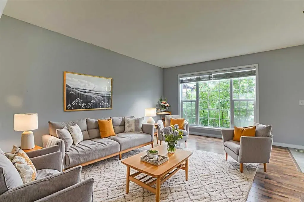 124 Prestwick Villas SE