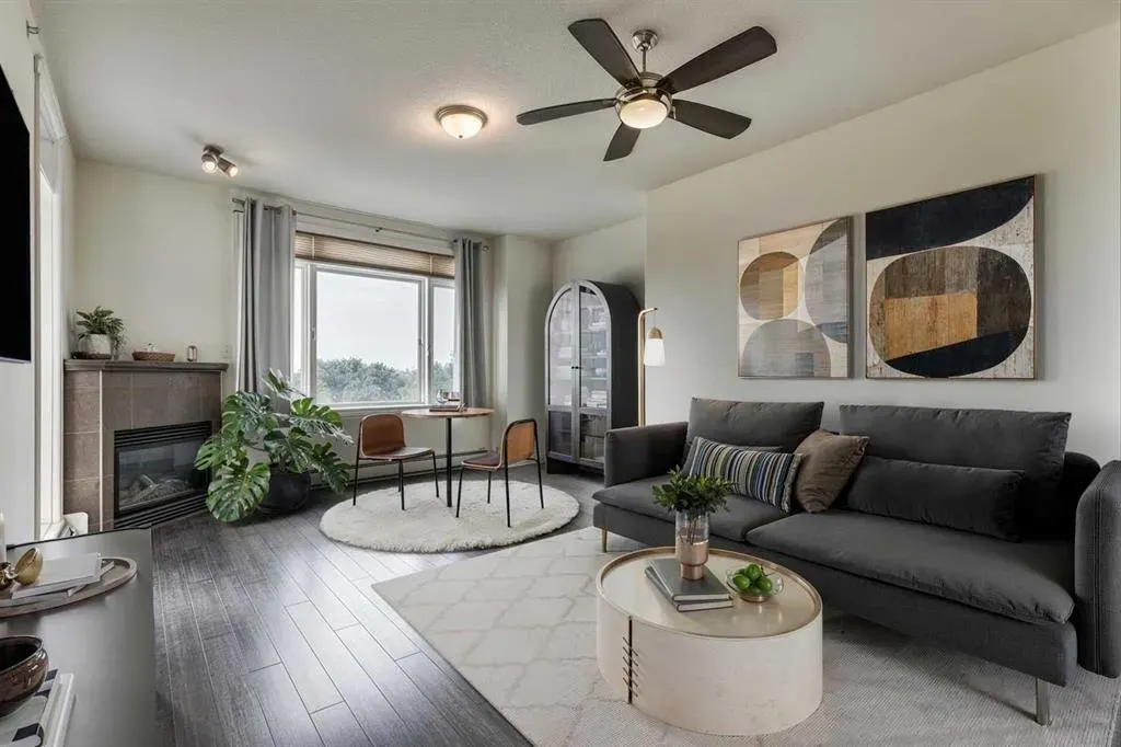 24 Hemlock Crescent SW, #3501
