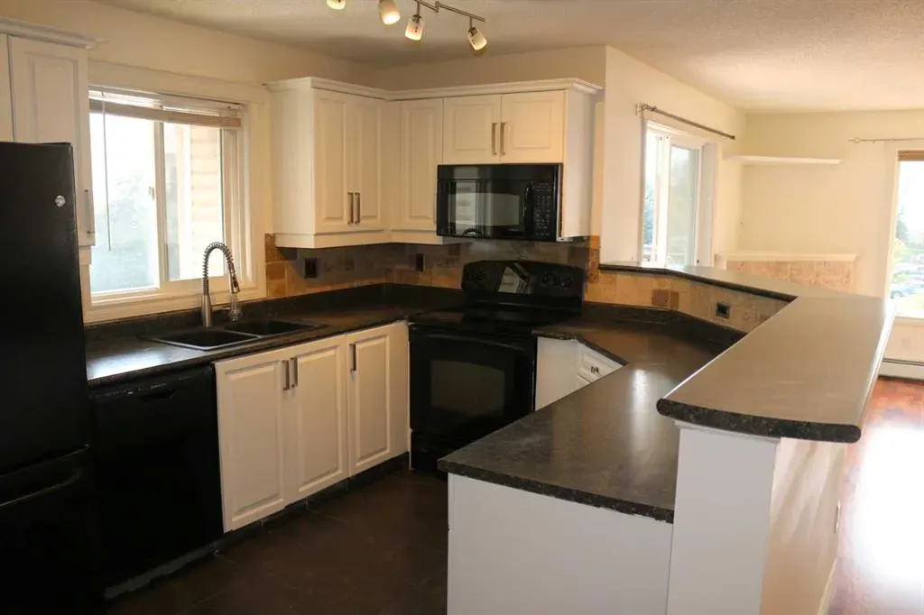 2371 Eversyde Avenue SW, #2322