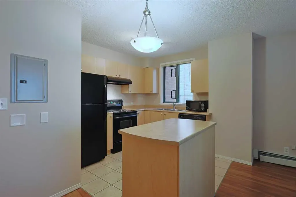 1111 6 Avenue SW, #317